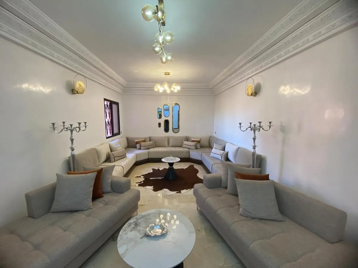 Warda 2 Bedroom Hivernage Apartment联系方式